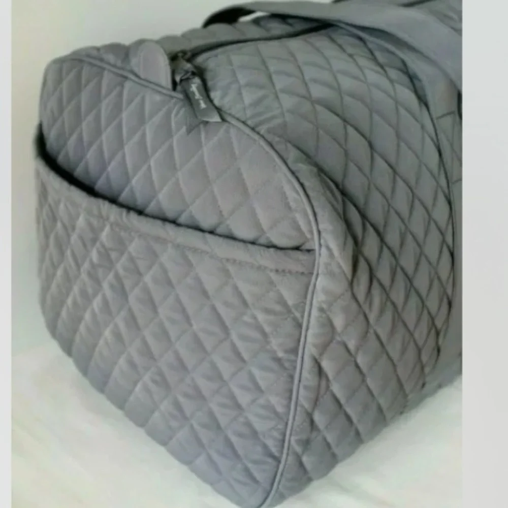 ‼️FIRM‼️ NWT Vera Bradley large travel duffel carbon grey - Picture 10 of 12